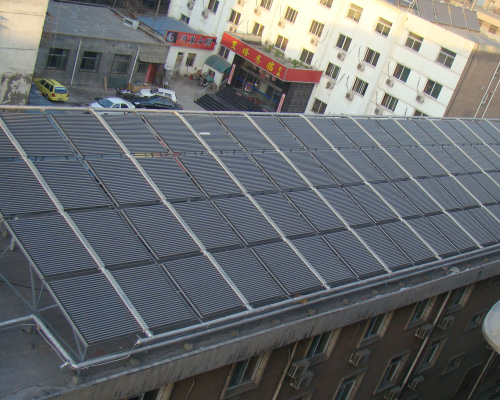 太原市双塔宾馆洗浴中心太阳能热水设备（25吨）